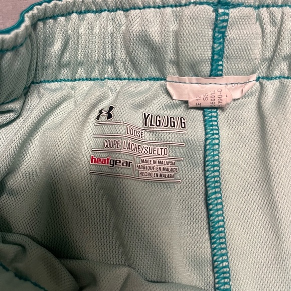 Under Armour Teal Marble Shorts - Picture 2 of 5